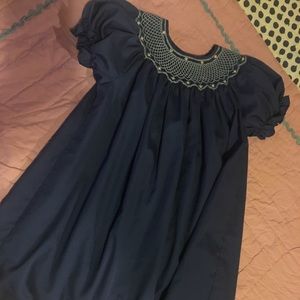 Girl’s smocked dress - 4T